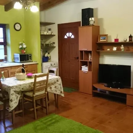 Apartment Vv - La Casa *