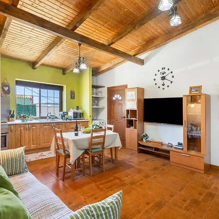 Vv - La Casa Las Casas (El Hierro)